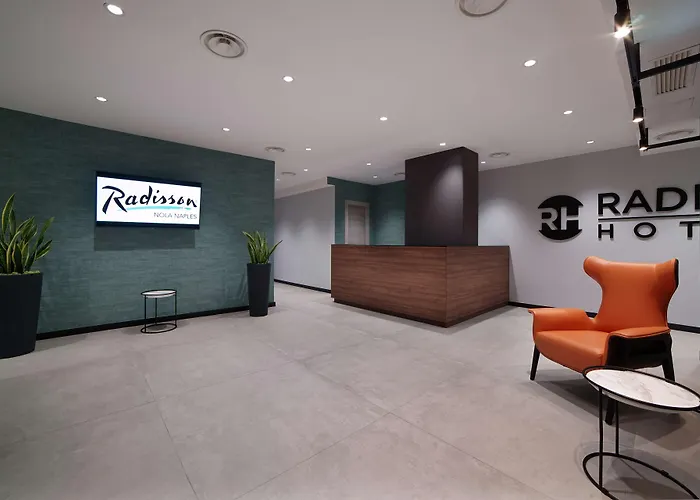 Radisson Nola NaplesAlbergo
